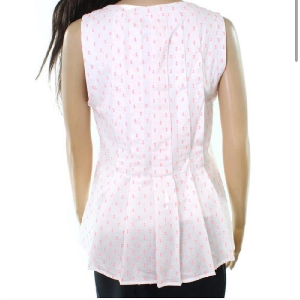 Vineyard Vines White and Pink Sleeveless Top - Picture 2 of 13
